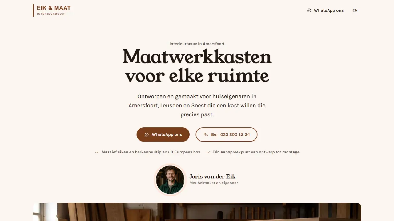 Voorbeeldwebsite voor Eik & Maat Interieurbouw met de kop Maatwerkkasten voor elke ruimte boven een portret van de meubelmaker